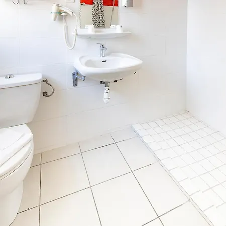 Galilee Windsor מלון לורדה