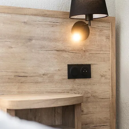 Galilee Windsor לורדה