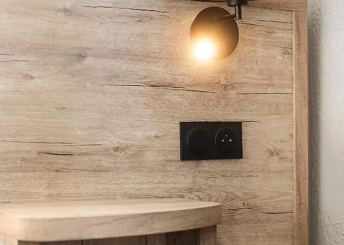 温莎加利利酒店 卢德